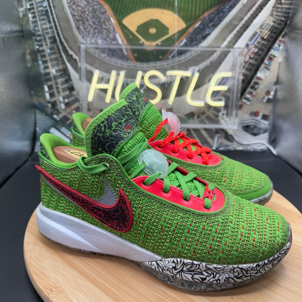 Nike Lebron XX 20 'Stocking Stuffer' Green Sneakers (GS) Size 6.5Y